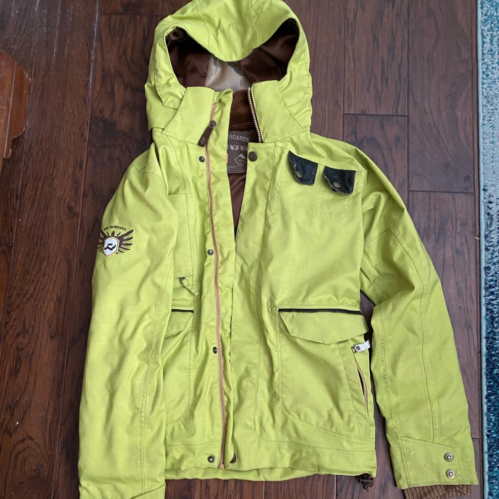 XS Green Ride Snowboard/Ski winter Jacket